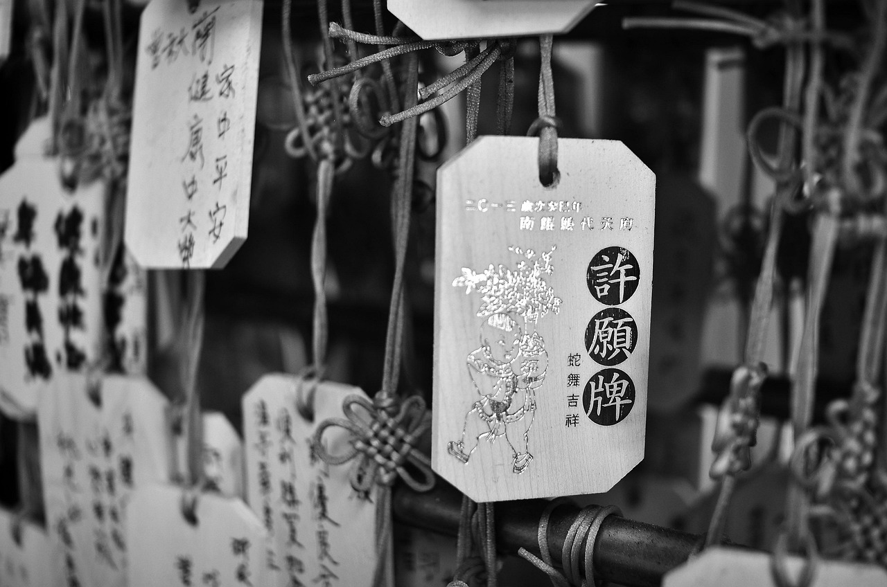 巨子生物陷“疑似造假”漩涡，陕西首富缔造的医美帝国现裂缝？
